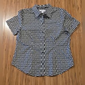 NWOT Liz Claiborne Geometric Shirt